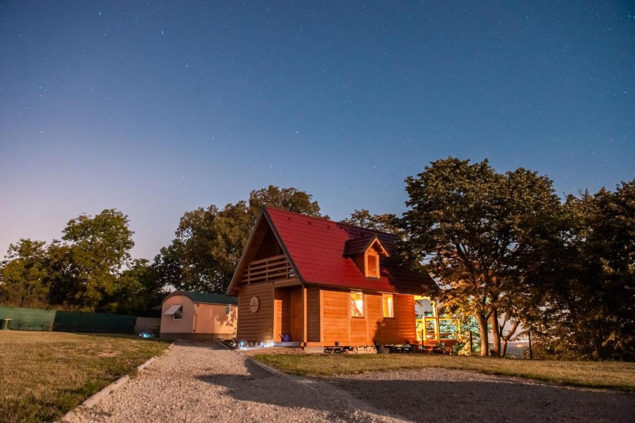 Laguna Platz Sremski Karlovci Esterno foto